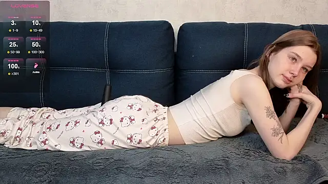 Snapshot of Lolly_Fly chatting on February 2026 10:12:01 AM Lolly Fly online show from February 2026 10:12:01 AM