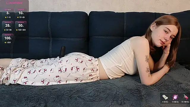 Snapshot of Lolly_Fly chatting on March 2026 02:53:01 PM Lolly Fly online show from March 2026 02:53:01 PM