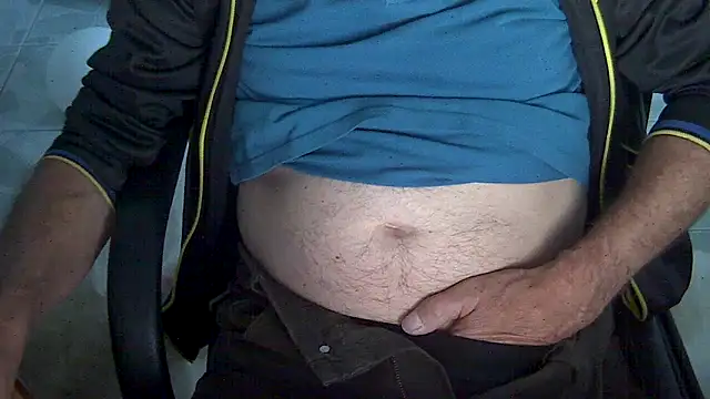 velikifant7 online show from May 2026 04:29:01 AM
