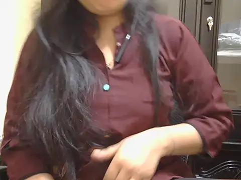 Snapshot of fairy_queen07 chatting on February 2026 06:59:02 PM fairy queen07 online show from February 2026 06:59:02 PM