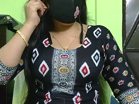 Snapshot of fairy_queen07 chatting on March 2026 06:01:02 PM fairy queen07 online show from March 2026 06:01:02 PM