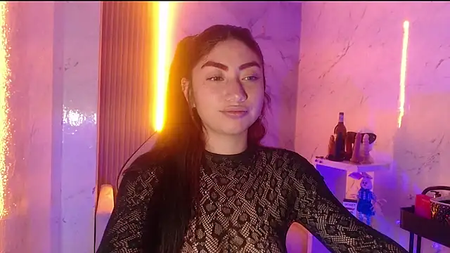 Sophia tf online show from April 2026 03:42:02 AM