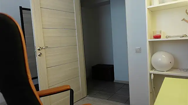 Snapshot of Mark_Maxim chatting on October 2025 01:44:01 PM Mark Maxim online show from October 2025 01:44:01 PM