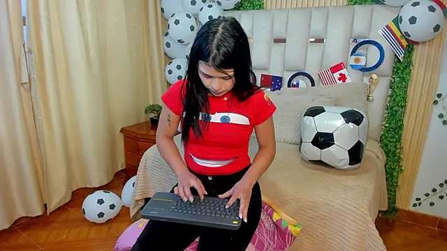 Jade Nmm online show from June 2026 05:04:02 PM