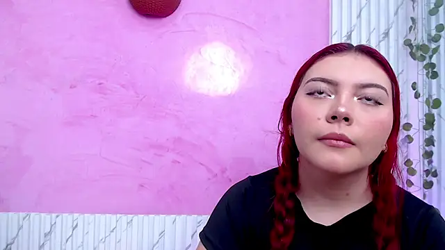 Snapshot of Zoe_Evans_Bms chatting on September 2025 12:15:02 PM Zoe Evans Bms online show from September 2025 12:15:02 PM