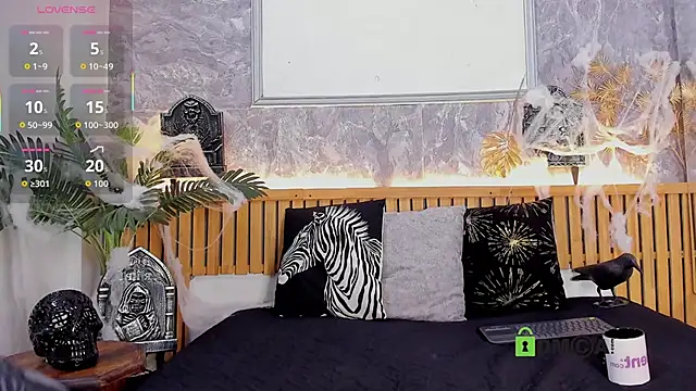 Snapshot of princequinn_ chatting on October 2025 08:07:02 PM princequinn online show from October 2025 08:07:02 PM