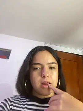 EmilyHarperr online show from October 2025 11:52:01 AM