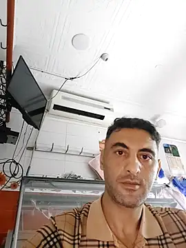 mahdiDido online show from October 2025 08:20:01 PM