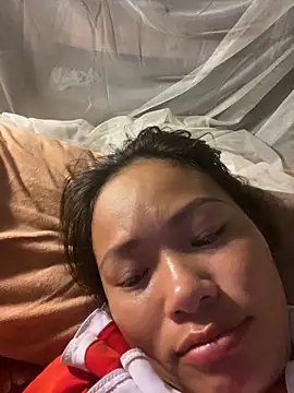 Snapshot of Xudaymin chatting on September 2025 09:19:02 PM Xudaymin online show from September 2025 09:19:02 PM