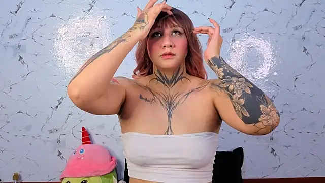 Snapshot of andrea_miller1 chatting on September 2025 03:55:02 AM andrea miller1 online show from September 2025 03:55:02 AM