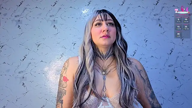 Snapshot of andrea_miller1 chatting on March 2026 05:44:01 AM andrea miller1 online show from March 2026 05:44:01 AM