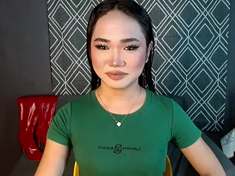 Snapshot of hugesignificant_69 chatting on October 2025 03:24:01 PM hugesignificant 69 online show from October 2025 03:24:01 PM