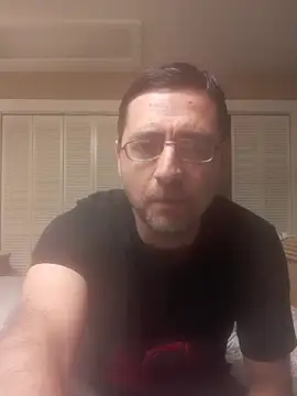 Snapshot of Gearsuit chatting on March 2026 01:23:02 AM Gearsuit online show from March 2026 01:23:02 AM