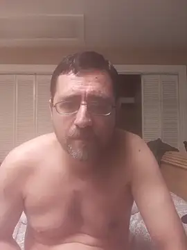 Snapshot of Gearsuit chatting on March 2026 07:47:02 AM Gearsuit online show from March 2026 07:47:02 AM