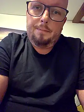 Snapshot of bigdicksklave chatting on September 2025 04:45:01 PM bigdicksklave online show from September 2025 04:45:01 PM