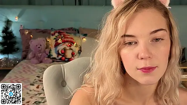 Aurora Bennet online show from December 2025 12:59:02 AM