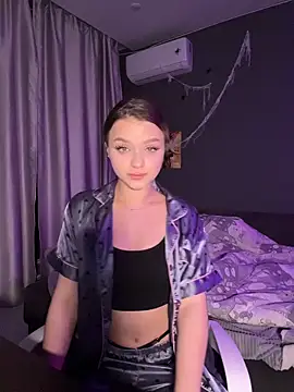 VelvetRush  online show from October 2025 04:30:02 PM