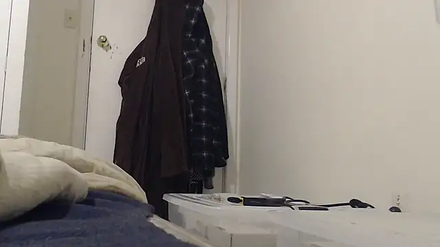 idiotpig66 online show from February 2026 01:38:02 PM