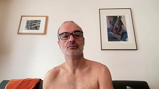 Milkywaymen online show from March 2026 12:44:02 PM