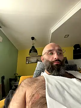 smint06 online show from October 2025 03:43:01 PM