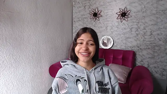 Evagirl69 online show from April 2026 12:18:02 PM