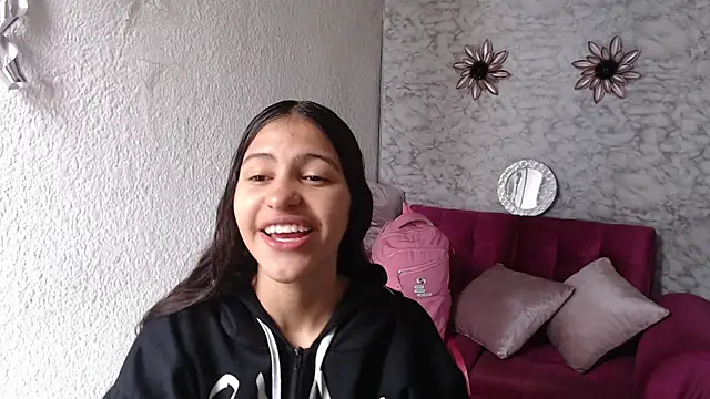 Evagirl69 online show from June 2026 12:44:02 PM