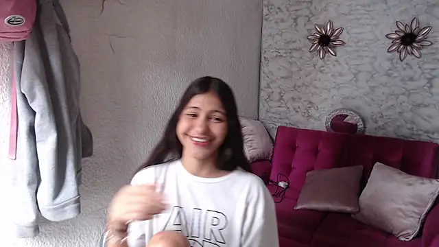 Evagirl69 online show from June 2026 12:31:02 PM