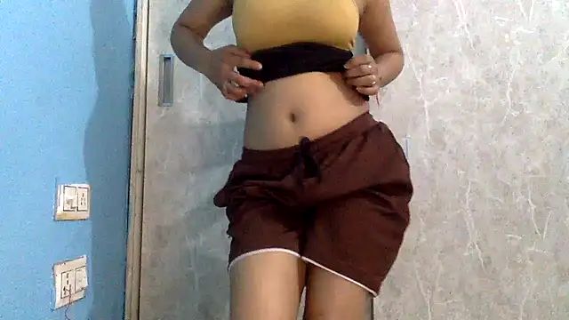 Snapshot of Nisha_cam12 chatting on September 2025 05:57:01 PM Nisha cam12 online show from September 2025 05:57:01 PM