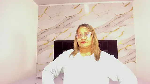 Snapshot of Vickysweeeettt chatting on September 2025 07:41:02 PM Vickysweeeettt online show from September 2025 07:41:02 PM