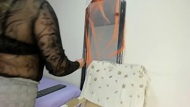 Snapshot of Vickysweeeettt chatting on October 2025 07:47:01 PM Vickysweeeettt online show from October 2025 07:47:01 PM