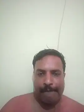 Snapshot of vardh033 chatting on October 2025 07:31:01 PM vardh033 online show from October 2025 07:31:01 PM