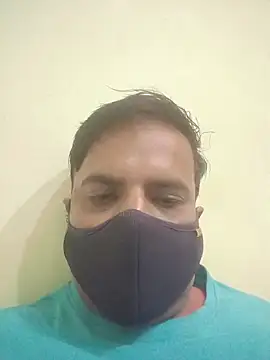 Snapshot of vardh033 chatting on October 2025 05:23:02 PM vardh033 online show from October 2025 05:23:02 PM