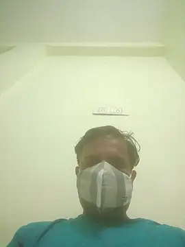 Snapshot of vardh033 chatting on October 2025 05:22:01 AM vardh033 online show from October 2025 05:22:01 AM