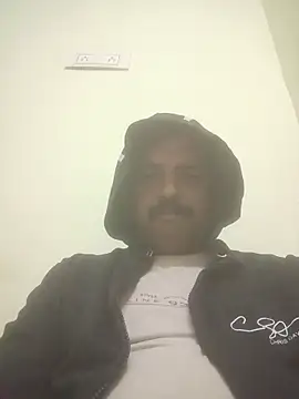 Snapshot of vardh033 chatting on October 2025 06:50:02 AM vardh033 online show from October 2025 06:50:02 AM