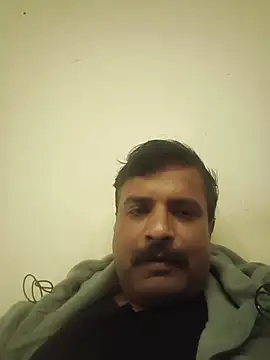 Snapshot of vardh033 chatting on October 2025 02:41:02 PM vardh033 online show from October 2025 02:41:02 PM