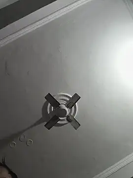 vardh033 online show from November 2025 08:47:01 AM