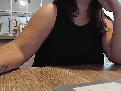 Snapshot of Aambre95Esexy chatting on September 2025 03:12:01 PM Aambre95Esexy online show from September 2025 03:12:01 PM