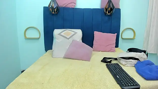 Adrianasex 69x online show from April 2026 11:35:02 PM