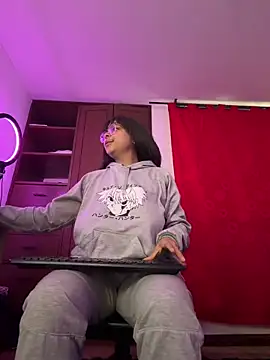 MiaCollinssx online show from June 2026 03:01:02 PM