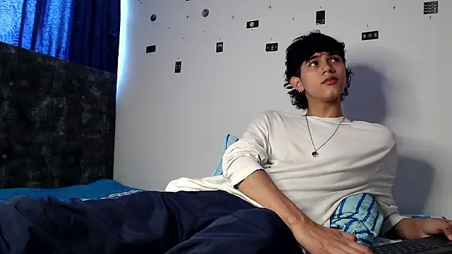 alexmark  online show from May 2026 06:59:01 PM