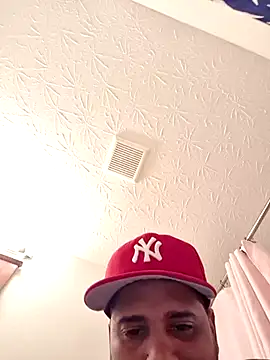 Danypeluche online show from November 2025 03:43:02 PM