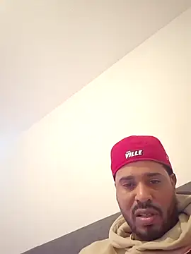 Danypeluche online show from November 2025 02:53:02 PM