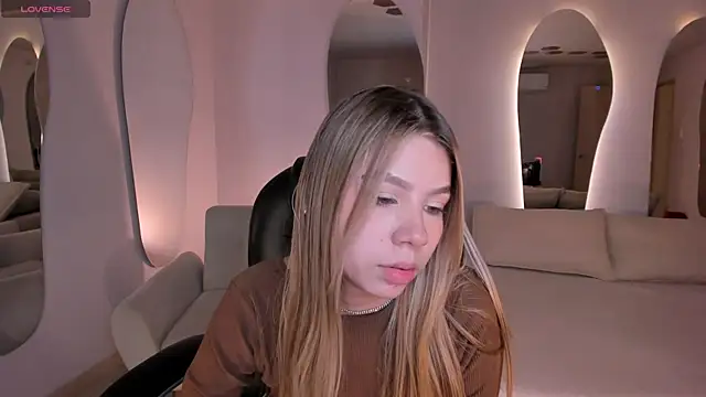 TiffannySins online show from August 2026 04:34:01 AM