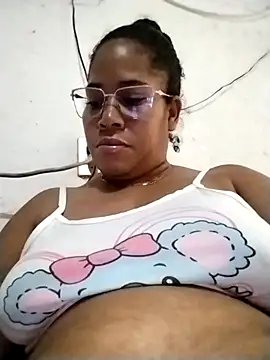 Snapshot of Big_ass_submissive chatting on October 2025 12:57:02 PM Big ass submissive online show from October 2025 12:57:02 PM