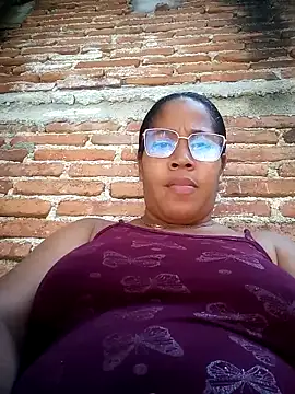 Snapshot of Big_ass_submissive chatting on October 2025 05:23:02 PM Big ass submissive online show from October 2025 05:23:02 PM