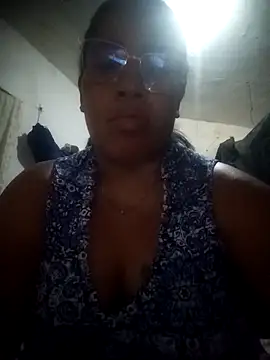 Snapshot of Big_ass_submissive chatting on November 2025 01:38:01 AM Big ass submissive online show from November 2025 01:38:01 AM