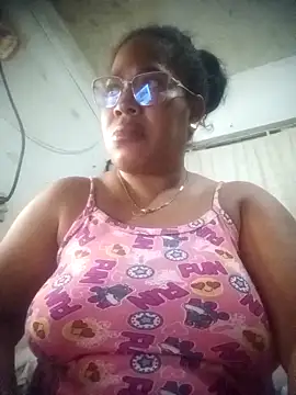 Snapshot of Big_ass_submissive chatting on November 2025 12:16:01 PM Big ass submissive online show from November 2025 12:16:01 PM