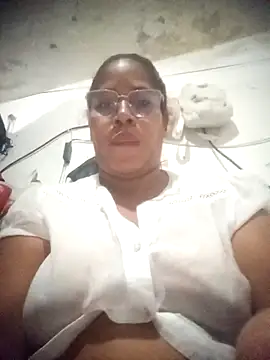 Snapshot of Big_ass_submissive chatting on November 2025 12:26:01 PM Big ass submissive online show from November 2025 12:26:01 PM