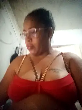 Snapshot of Big_ass_submissive chatting on November 2025 12:26:01 PM Big ass submissive online show from November 2025 12:26:01 PM