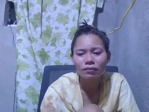 Snapshot of Sweeetgurll chatting on October 2025 02:18:01 PM Sweeetgurll online show from October 2025 02:18:01 PM